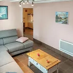 5 Bedroom Gorgeous In