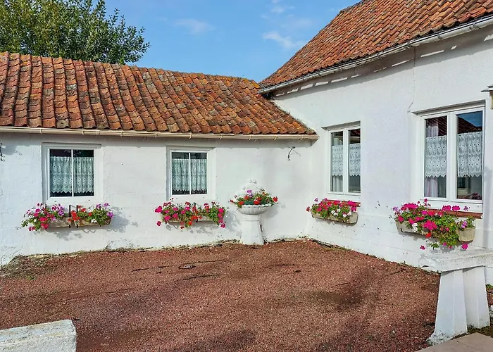 5 Bedroom Gorgeous In Hébergement de vacances