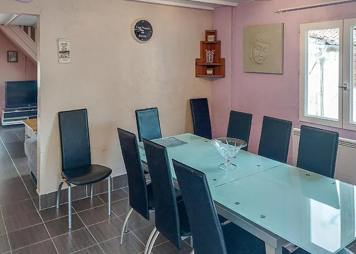 5 Bedroom Gorgeous In * Longvilliers (Pas-de-Calais)